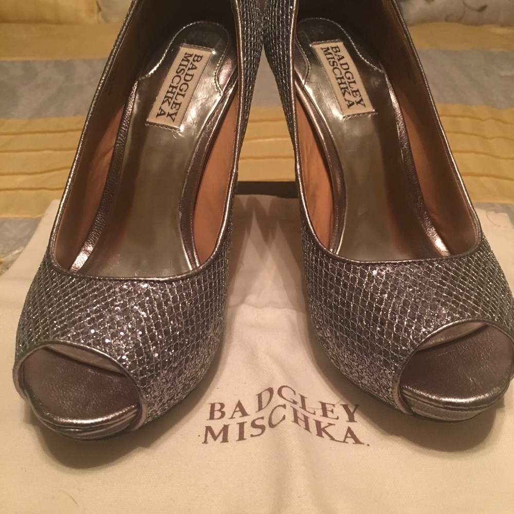 Open Toe Pump - image 3